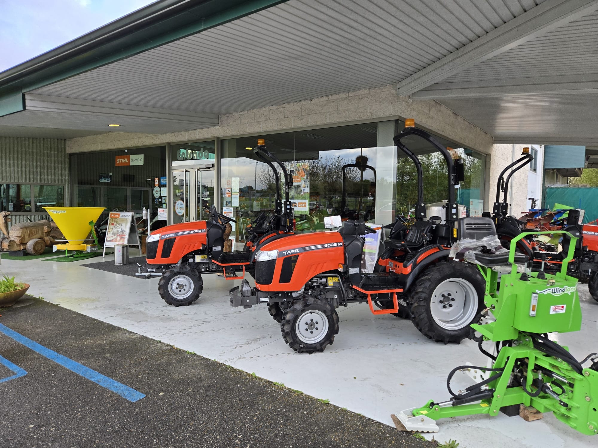 Visita tractores TAFE